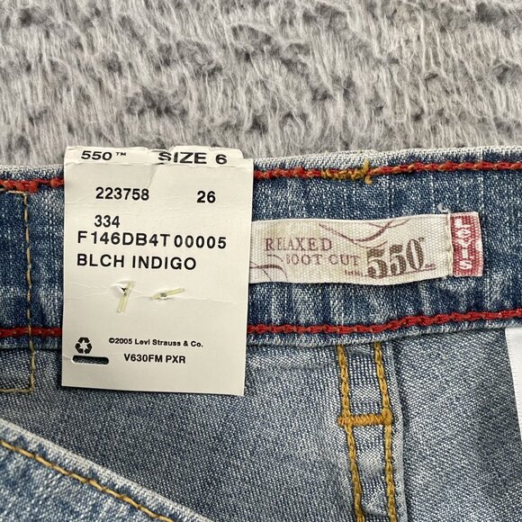 NWT Y2K Levis 550 Jeans Womens 6 Relaxed Bootcut Stretch Denim - Picture 9 of 9
